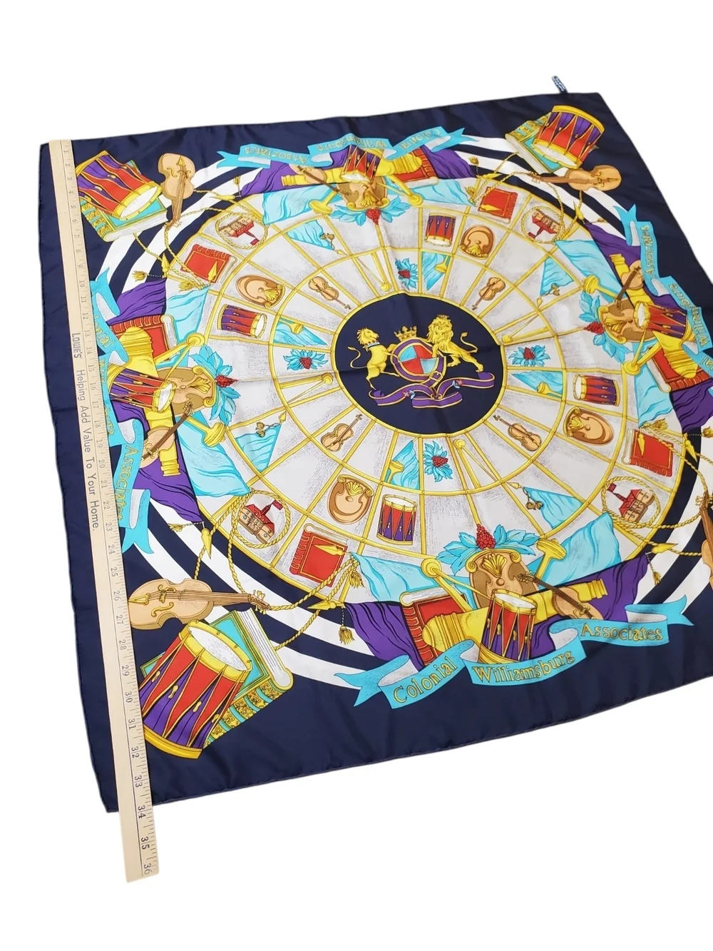 VTG Hampton Hall Ltd Colonial Williamsburg 100% Silk Scarf - Like New